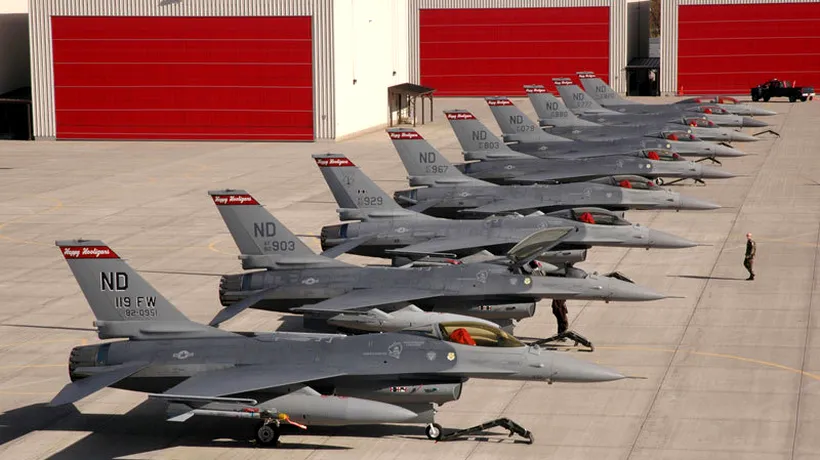 Primele avioane de vânătoare F-16 vor ajunge în România anul viitor