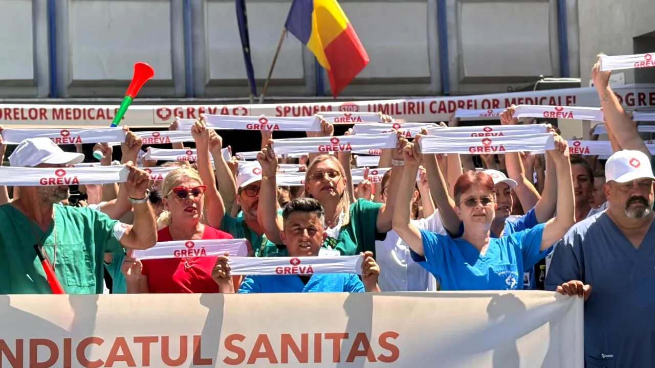 Sindicaliștii din sănătate cer rescrierea legii salarizării. „Nu este o opțiune negociabilă”. Ce modificări au trimis Guvernului Bolojan