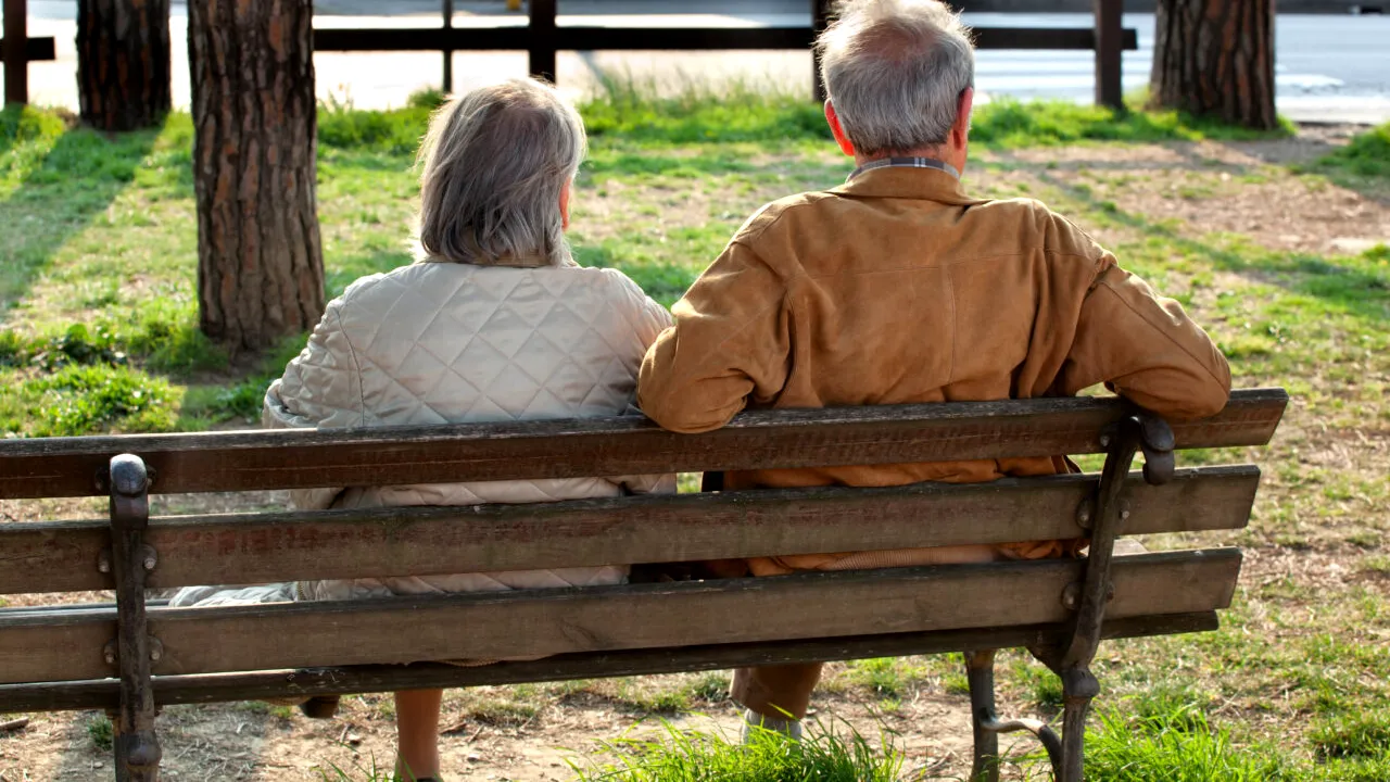 Pensionarii români care primesc a 13-a pensie, în luna decembrie 2025. Cine se încadrează
