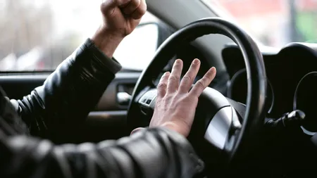 Modificări în Codul Rutier. Zece prevederi de care șoferii trebuie să țină cont