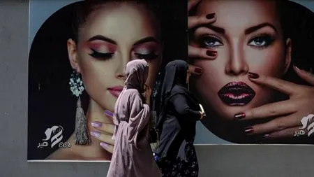 În Kabul, talibanii fac liste cu numele tuturor fetelor nemăritate