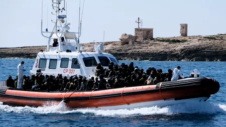 Cel puțin 11 migranți au MURIT, iar alte câteva zeci sunt dați dispăruți în urma unor naufragii în largul coastelor italiene