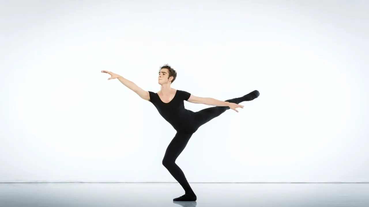 Balerinii britanici Ross McCaw și Barnaby Bishop se alătură Baletului Operei Naționale București