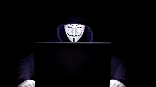 Hackerii Anonymous au spart serverele FSB și au desecretizat planurile lui Putin cu privire la pădurile Ucrainei