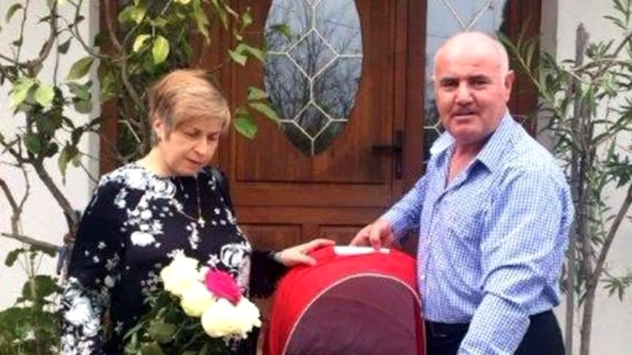 Și-au pierdut unicul fiu în incendiul de la Colectiv, iar acum au redevenit părinți. 