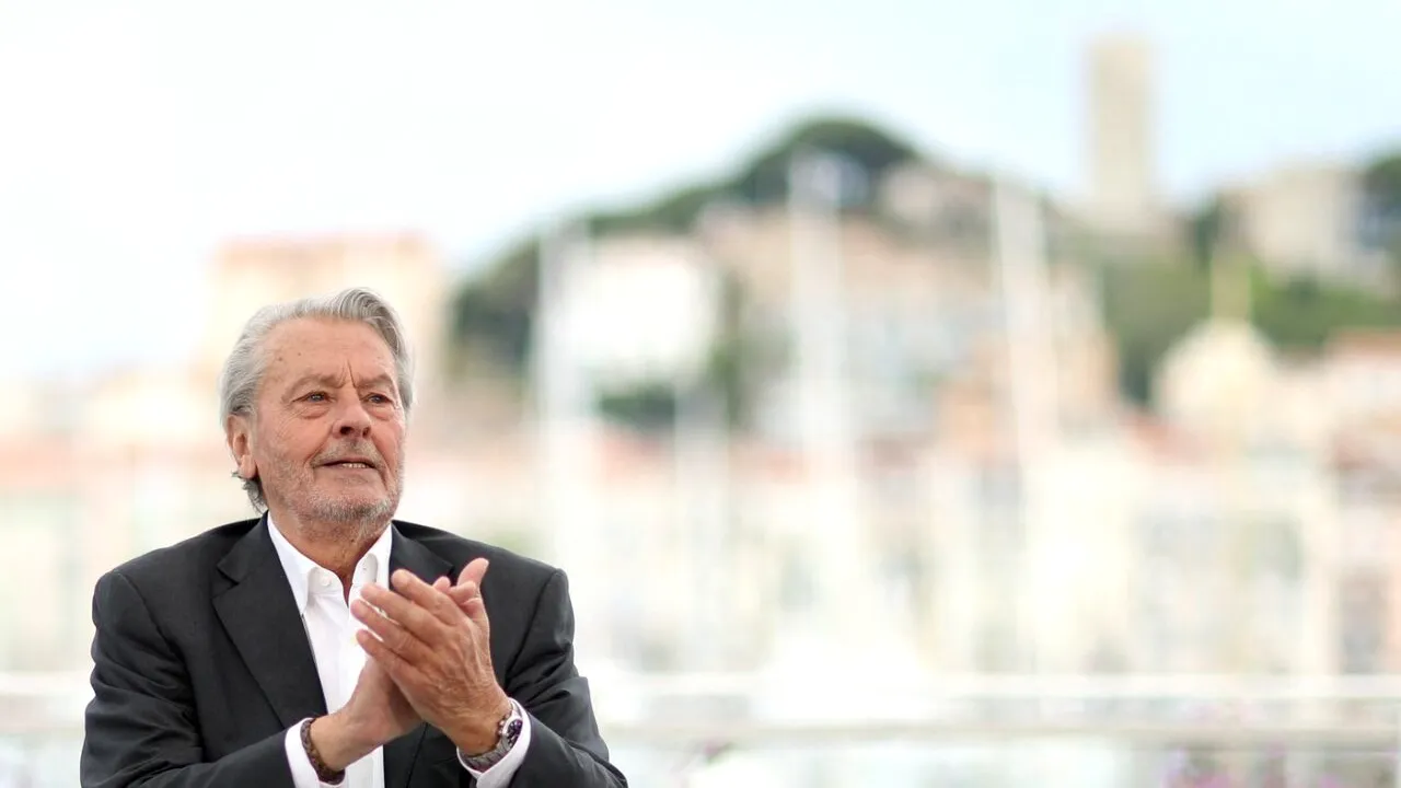 A murit marele actor Alain Delon, o legendă a cinematografiei franceze. Artistul avea 88 de ani