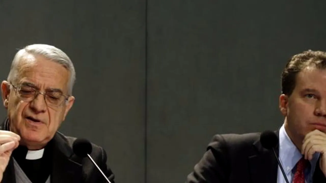 @Pontifex & @GregBurkeRome
