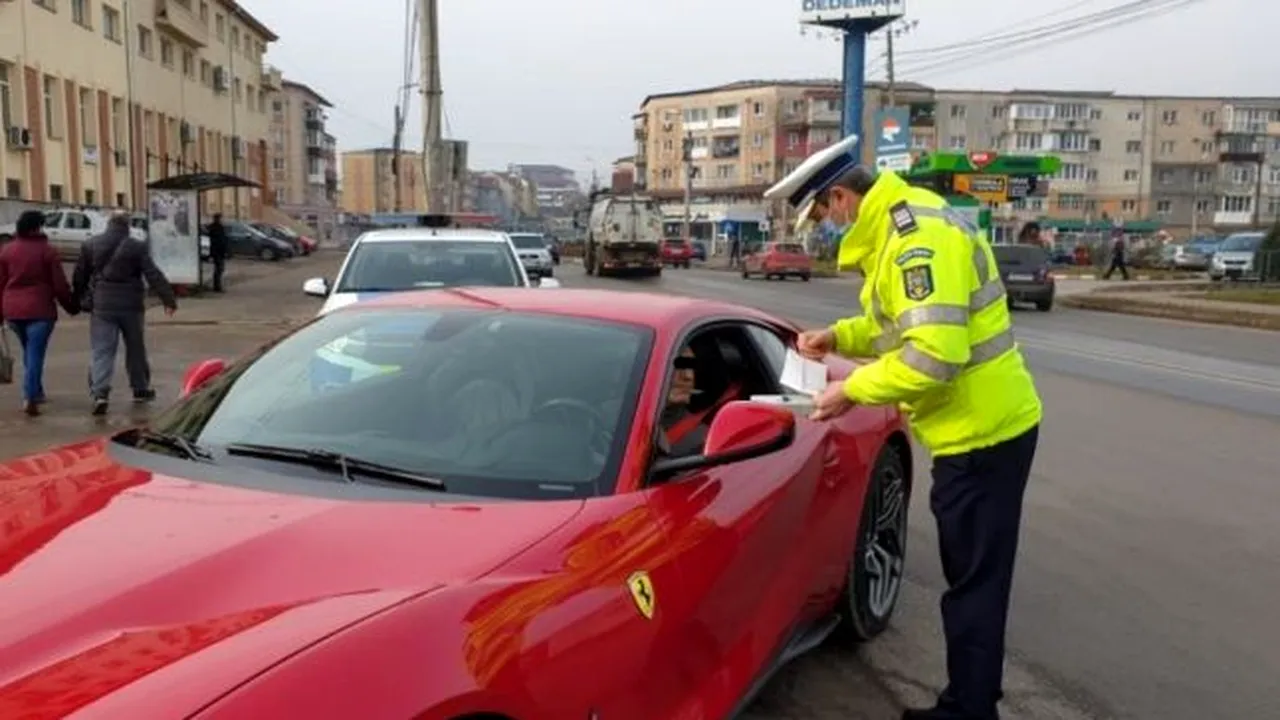 Ferrari oprit pentru control în trafic la Alba Iulia. Cine se afla la volanul bolidului (VIDEO)