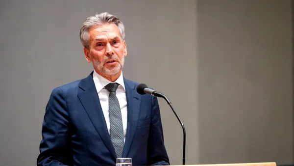 Premierul olandez, Dick Schoof, a decis să DEMISIONEZE, ceea ce probabil va conduce la alegeri anticipate