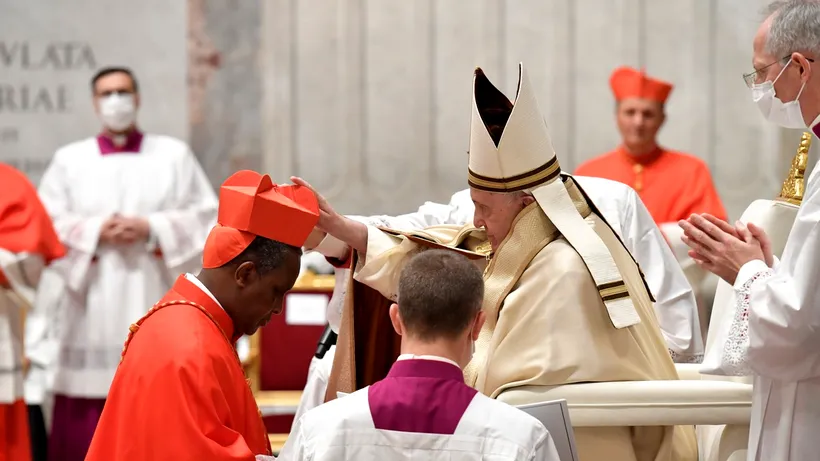 Premieră istorică la Vatican: Papa Francisc instalează primul cardinal afro-american!