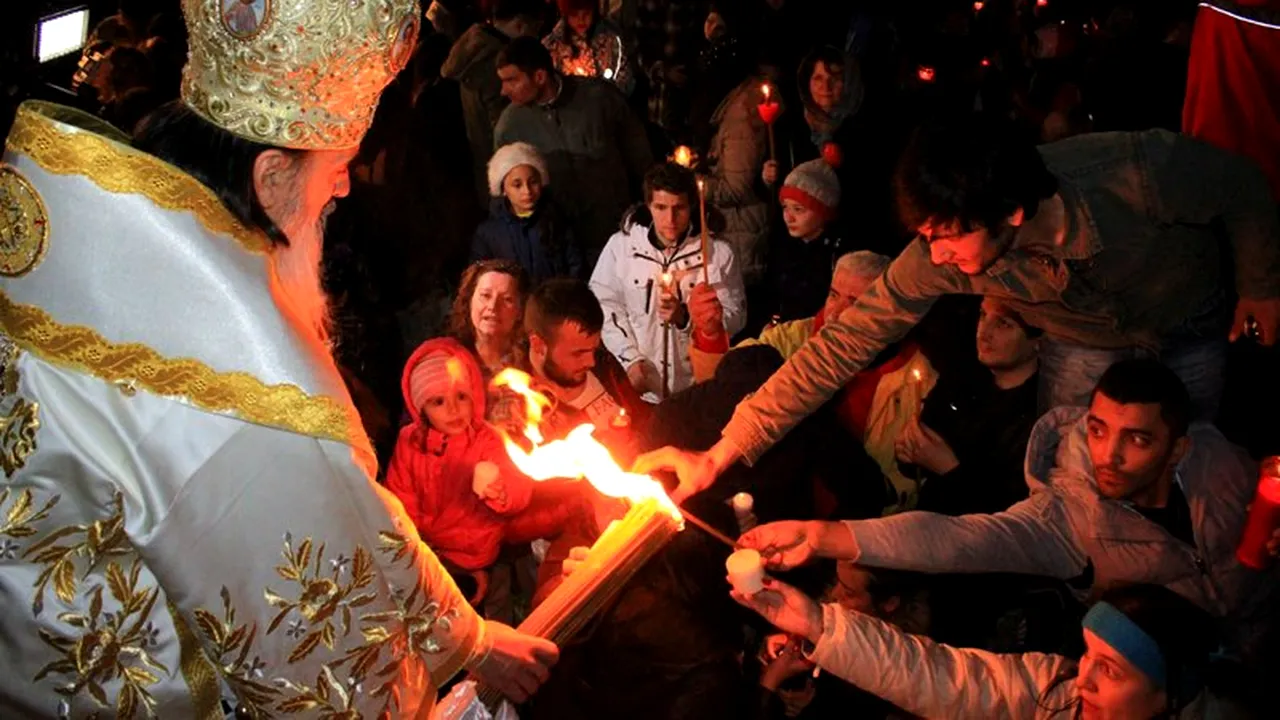 SLUJBĂ. Arhiepiscopia Tomisului repetă slujba de Înviere în această noapte. Credincioşii sunt chemaţi să ia, din nou, Lumină