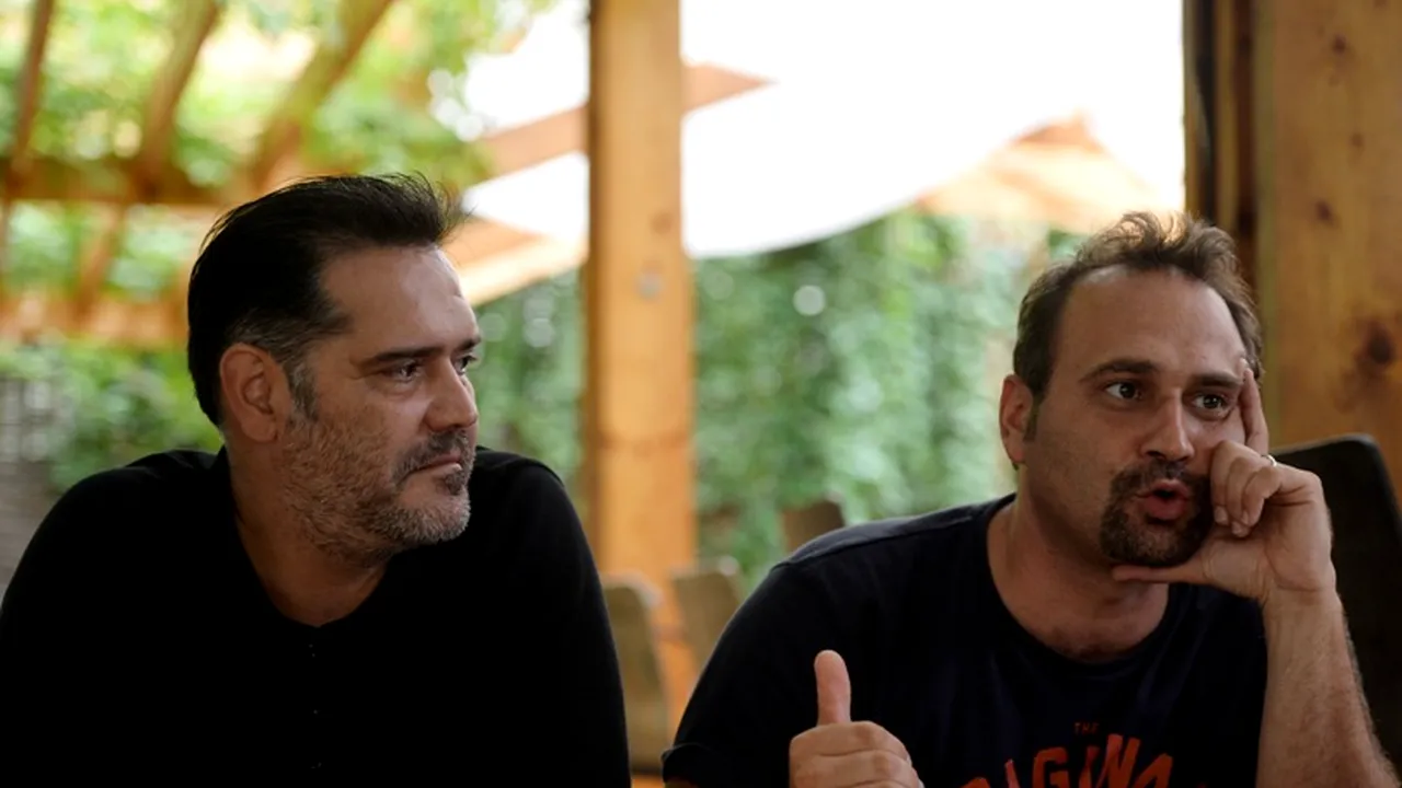Adrian Văncică și Gheorghe Ifrim retrăiesc emoțiile primului turneu de teatru în filmul 