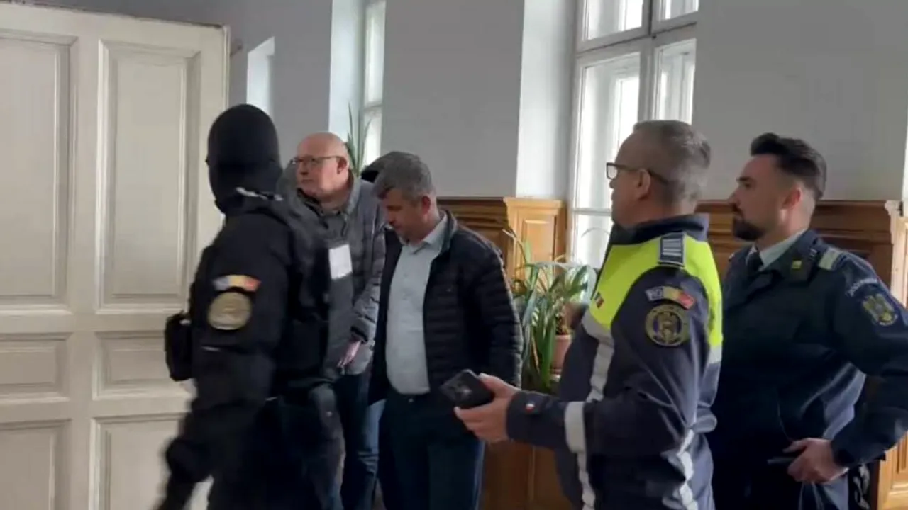 Cei șase inculpați din dosarul de corupție de la CJ Bistrița au fost arestați preventiv