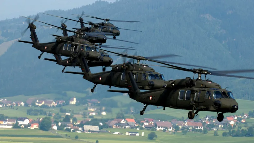 Celebrele elicoptere de asalt UH-60 Black Hawk, aduse de americani în România