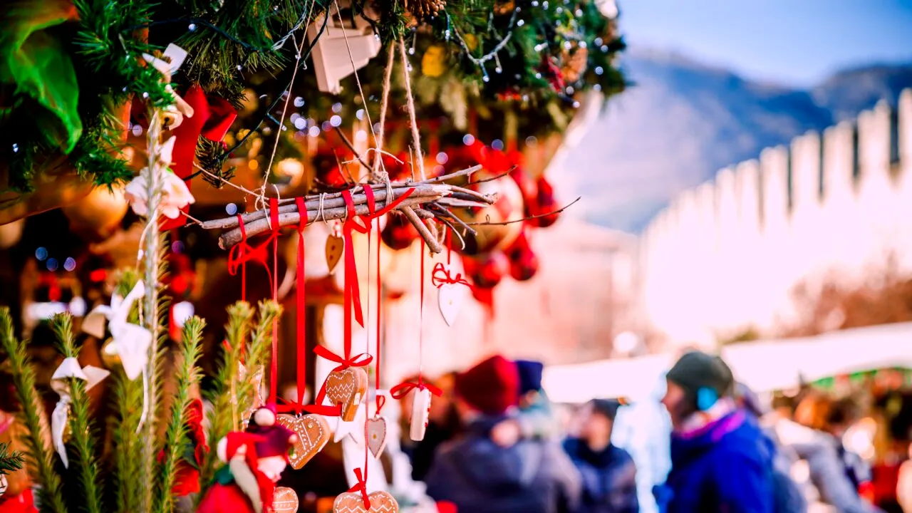 Cele mai ieftine târguri de Crăciun din Europa. Un târg de Crăciun din România se află printre ele