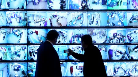 Inteligența Artificială schimbă FUNDAMENTAL lumea în care trăim. Reacția Democrației liberale la apariția Autoritarismului digital