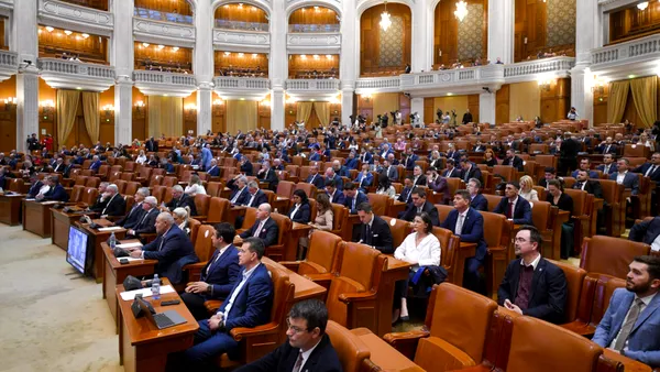 Plenul reunit al Camerei Deputaților și Senatului VOTEAZĂ noul cabinet Bolojan la ora 16:30