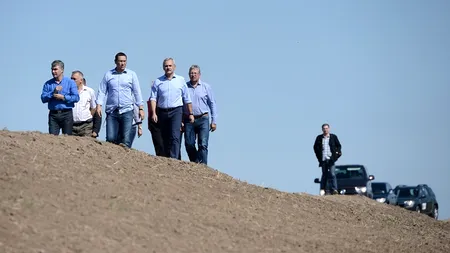 Cum s-au împărțit banii din rezerva Guvernului în județul lui Duicu. Motivul pentru care două localități lovite de inundații n-au primit niciun leu