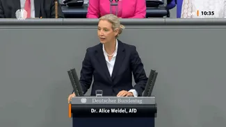 Șefa opoziției din Germania avertizează că 100.000 de muncitori din industria auto vor ajunge șomeri pentru că guvernul Merz cheltuie bani pe industria de apărare