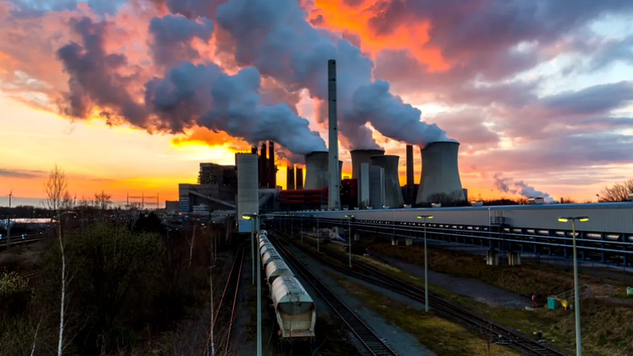 DECARBONIZAREA, importanță strategică în România. Care este calea către o industrie cu emisii reduse de carbon