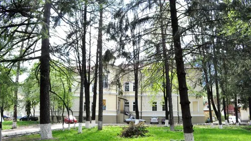 Spitalul de Psihiatrie din Câmpulung Moldovenesc, fără dezinfectanți: tot stocul, ridicat de poliție