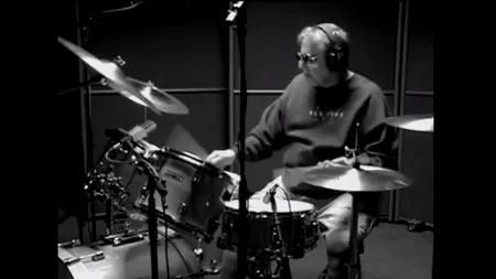 Toboșarul din spatele marilor hituri ale secolului trecut a murit la vârsta de 90 de ani. I-a acompaniat pe Elvis Presley și pe Frank Sinatra
