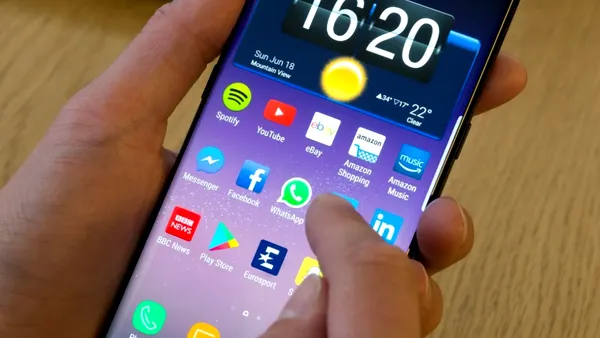 WhatsApp introduce o nouă FUNCȚIE bazată pe inteligența artificială. Pentru ce este concepută și în ce țară va fi disponibilă