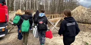 Un grup de 17 copii ucraineni, răpiți de forțele ruse și duși la ”reeducare” în Crimeea, s-au întors la familiile lor