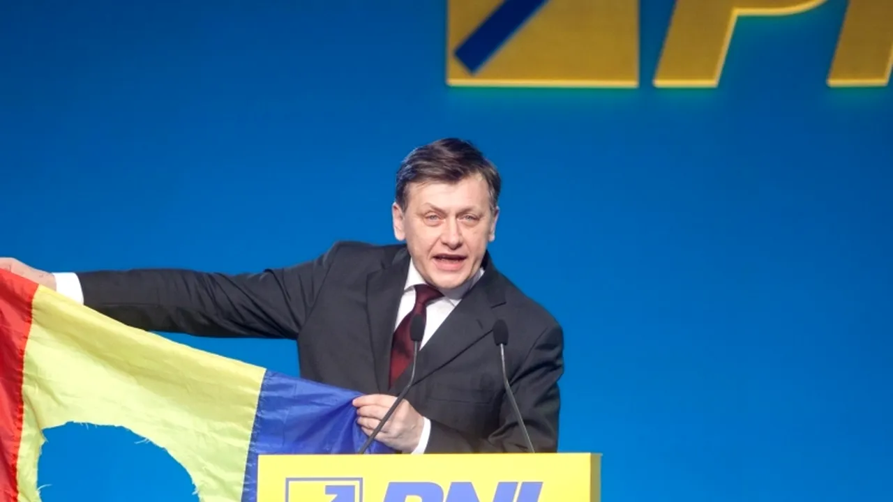 Voicu îi răspunde Elenei Udrea: Iluzia ruperii USL, o autoamăgire. Antonescu va fi președinte