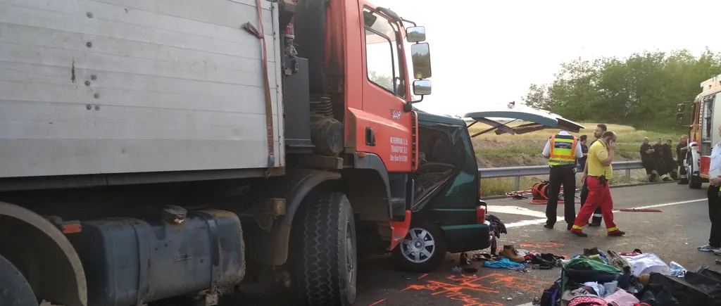 Nouă români au murit în accidentul din Ungaria. Șoferul transmitea LIVE pe Facebook VIDEO