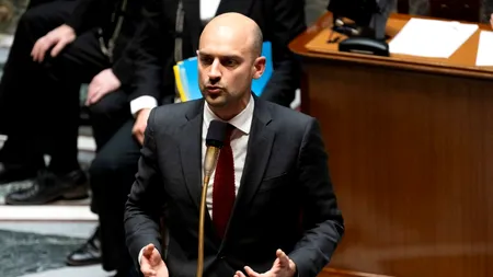 Algeria își exprimă „surprinderea” față de RESTRICȚIILE de acces anunțate de Franța/ Dezbatere în Guvernul francez pe tema imigrației