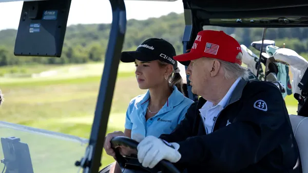 Nepoata lui Donald Trump a ocupat ultimul loc la prima ei competiție de golf