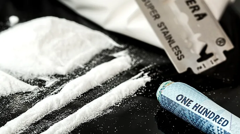 Milionari în droguri: Un cuplu a primit din greșeală un pachet ce conținea metamfetamină în valoare de 7 milioane de dolari. Ce au făcut aceștia 
