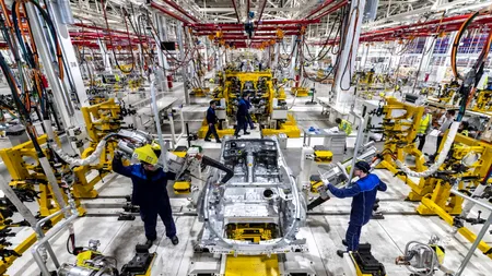 Focuri de armă într-o uzină MERCEDES din Germania! În urma atacului, două persoane au fost declarate decedate