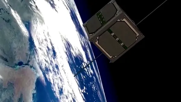 Japonia lansează pe orbită un satelit din lemn, soluția „naturală” pentru problema deșeurilor spațiale