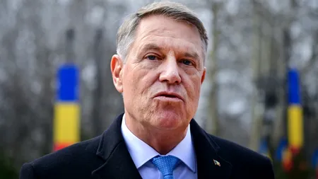 Klaus Iohannis, prezent la slujba de Înviere. Ce le-a transmis românilor