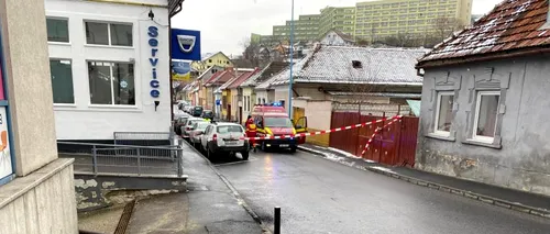 O avarie la rețeaua de distribuție electrică a produs panică pe o stradă din centrul Brașovului