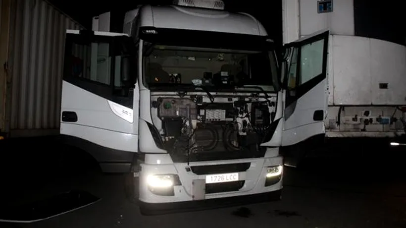 Caz tragic în Cluj. Un șofer de camion a murit prins între roți după ce a oprit să repare vehiculul