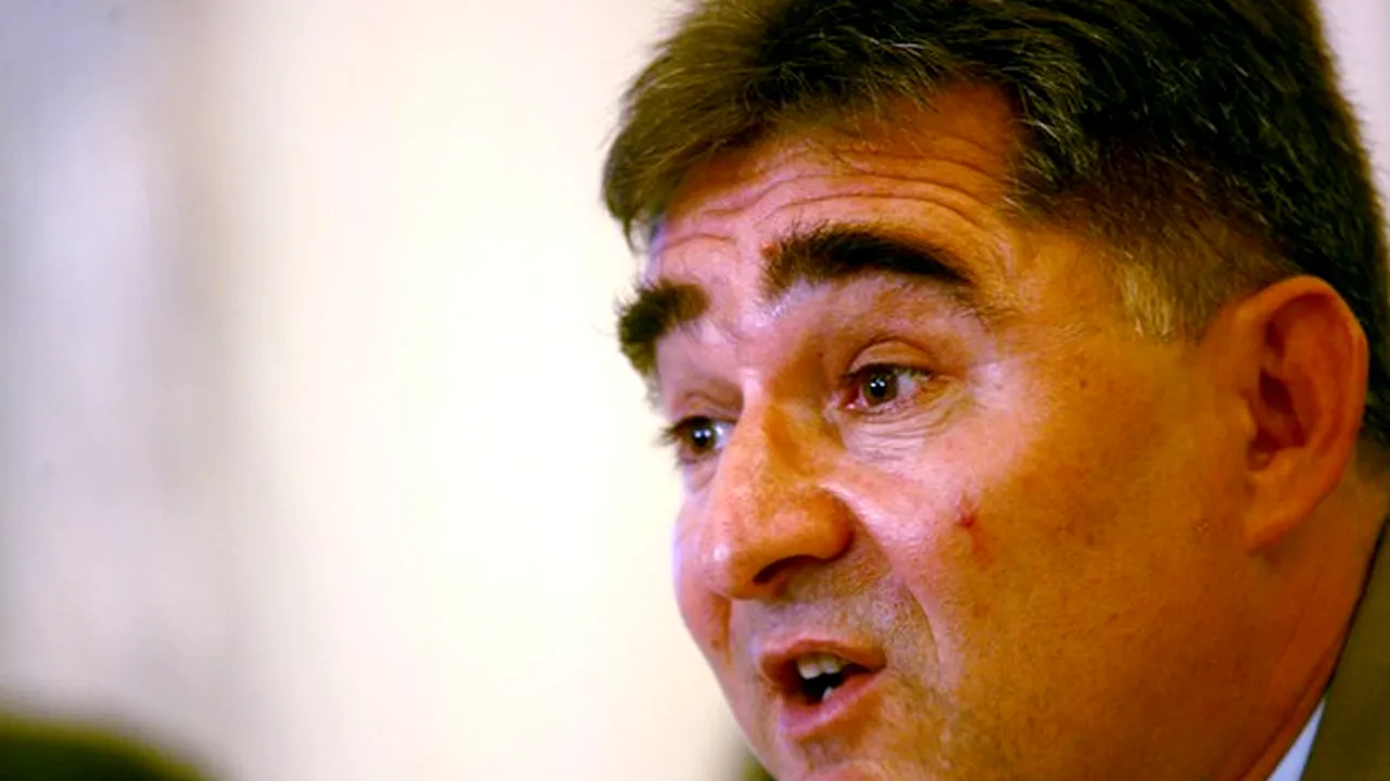 Ghișe: CC, în cooperare cu Parchetul, face un fel de joc de-a alba-neagra cu listele permanente