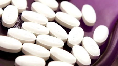 Efectele NEGATIVE ale unuia dintre cele mai populare medicamente din lume, mușamalizate de giganții industriei


