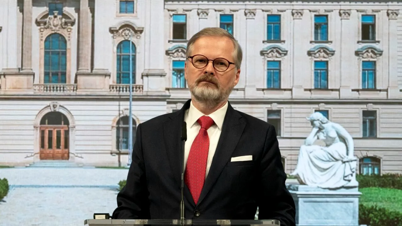 Republica Cehă își mărește gradual bugetul dedicat APĂRĂRII. Premier: Vom crește la 3% din PIB până la sfârșitul deceniului