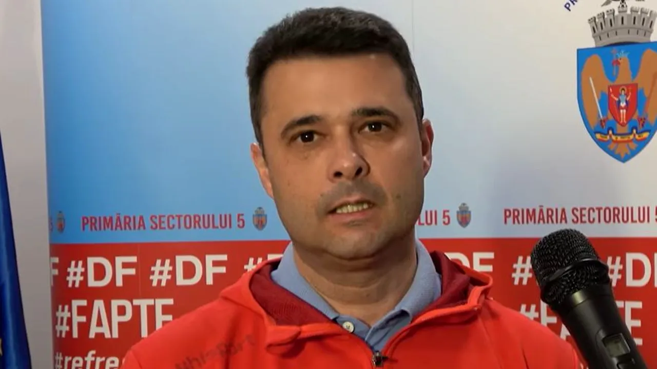 DOSAR PENAL după ce primarul Sectorului 5, Daniel Florea, a trimis voluntari din primărie să distribuie pachete fără să le asigure protecție