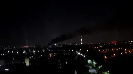 Incendiu violent la un service auto din București | VIDEO