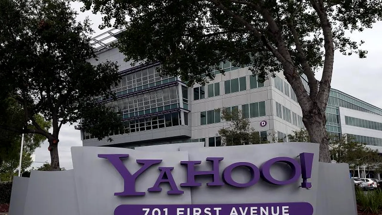 Scandal la Yahoo. O angajată susține că a fost abuzată sexual de șefa ei