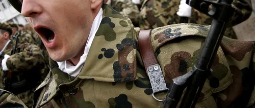 Cu câți lei sunt ademeniți tinerii în Armata României. Lista salariilor în 2020. De la soldat, la maior