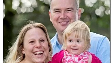 A intrat la menopauză la 20 de ani și a devenit mamă 15 ani mai târziu. Cazul unei britanice care i-a uimit până și pe medici