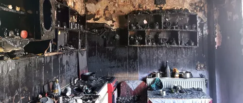 PERICOL. Incendiu de proporții într-un bloc din Bacău. Au rezultat două victime - VIDEO / GALERIE FOTO