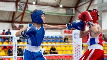 Fără glumă: VIITORUL boxului masculin românesc ar putea sta în Tarantino și Al Pacino! Cei doi au urcat în ring la o competiție de cadeți