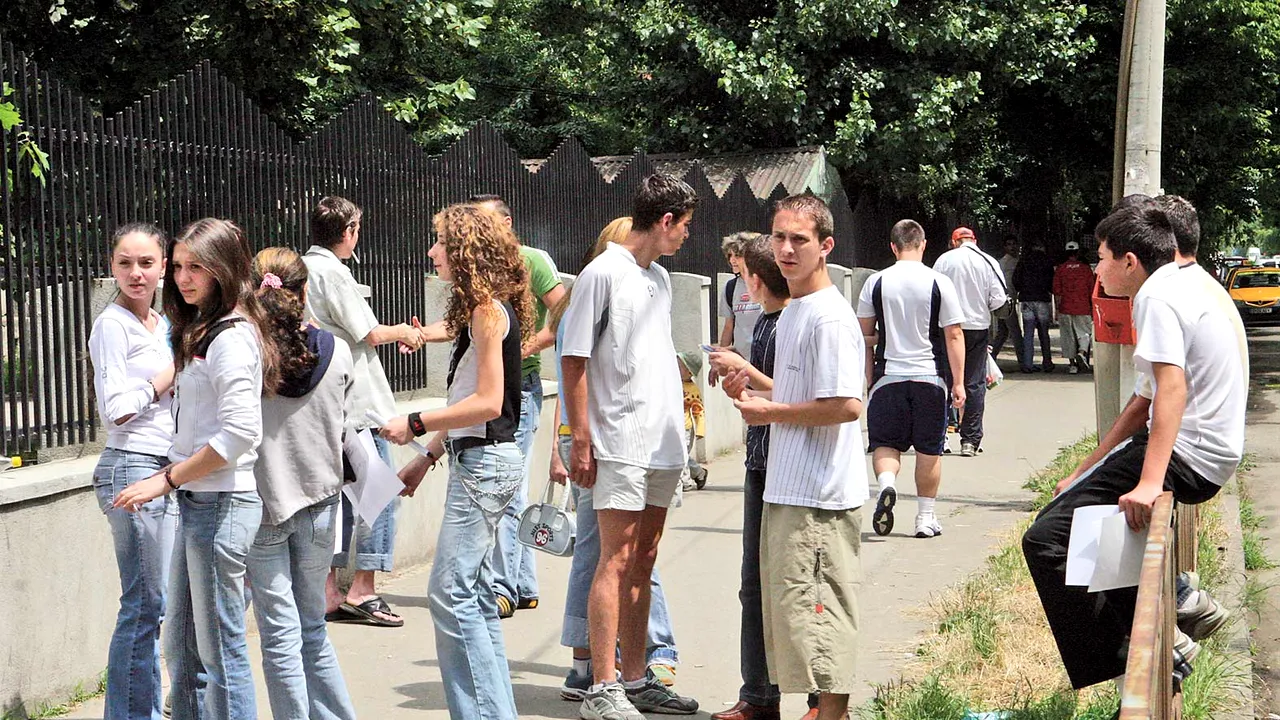 Măsura care ar putea reduce abandonul școlar. Ce promite ministrul Educației 