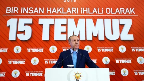 Republica epurată Turcia, la un an de la „lovitura de stat anti-Erdogan
